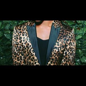 Rare (Unisex) Angelino Leopard Print Blazer